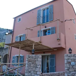 https://casa-virginia.hotelitalianriviera.com