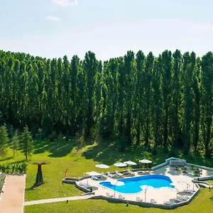 Ibis Styles Milano Est 4*, Сеттала Италия